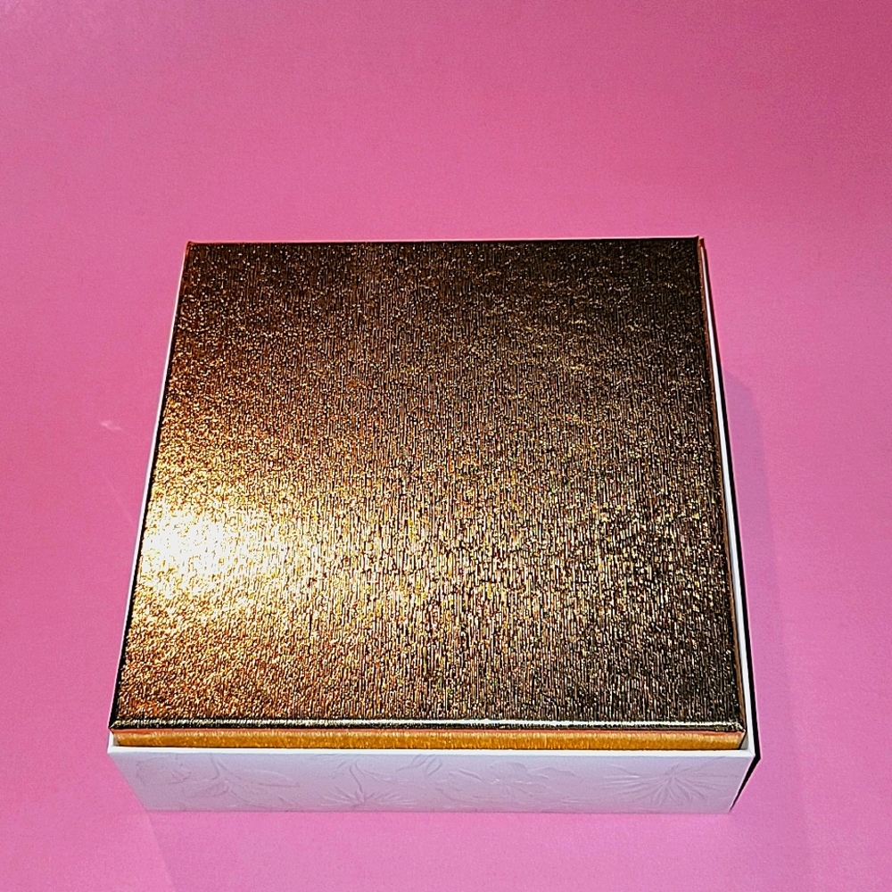 DIOR EMPTY GIFT BOX - Picture 5 of 8